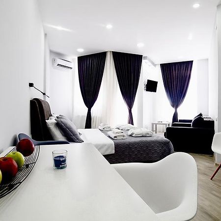 Queen Tamara Apartment Батумі Екстер'єр фото